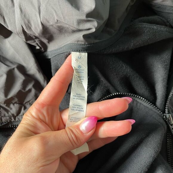 ✨Lululemon Jacket - Picture 7 of 7